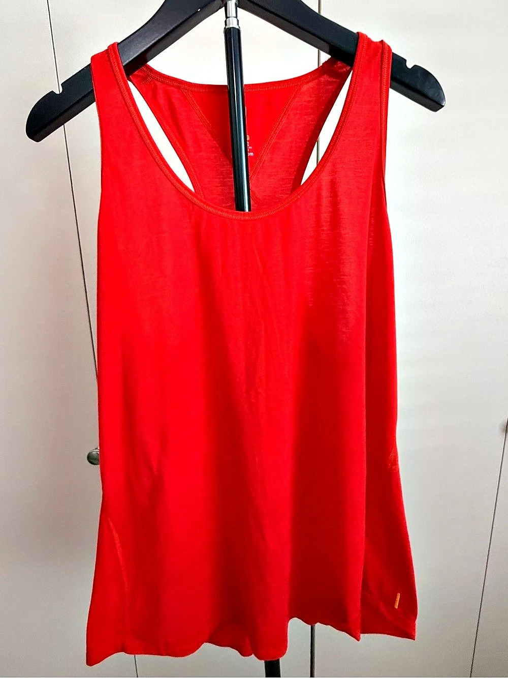 Lucy Red Tank Top Size Large Like New